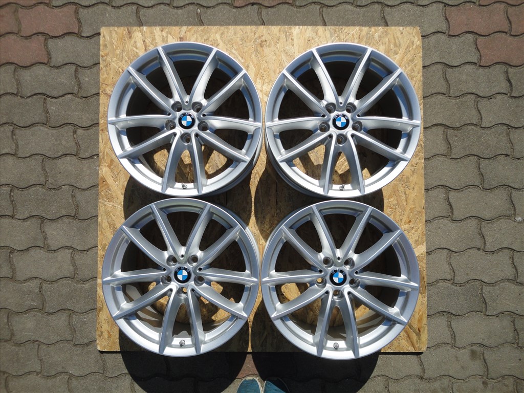 Új" 18-as gyári 5 x 112-es BMW szenzoros alufelni eladó 1. kép