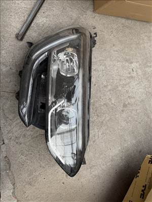 Renault Mégane IV fényszóró  260108478r