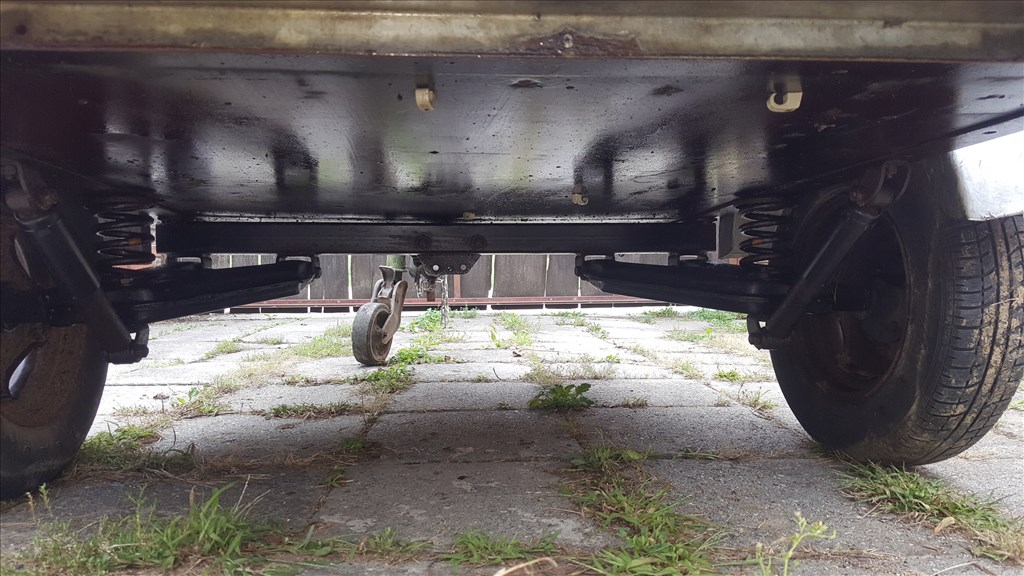 Westfalia 600kg-os gyári utánfutó okmányok nélkül eladó 6. kép