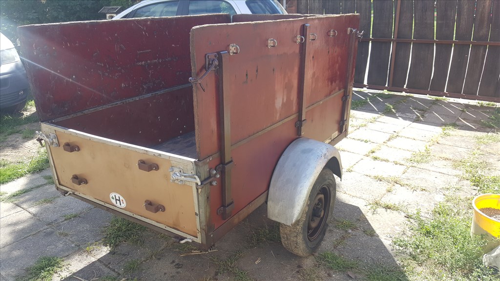 Westfalia 600kg-os gyári utánfutó okmányok nélkül eladó 12. kép