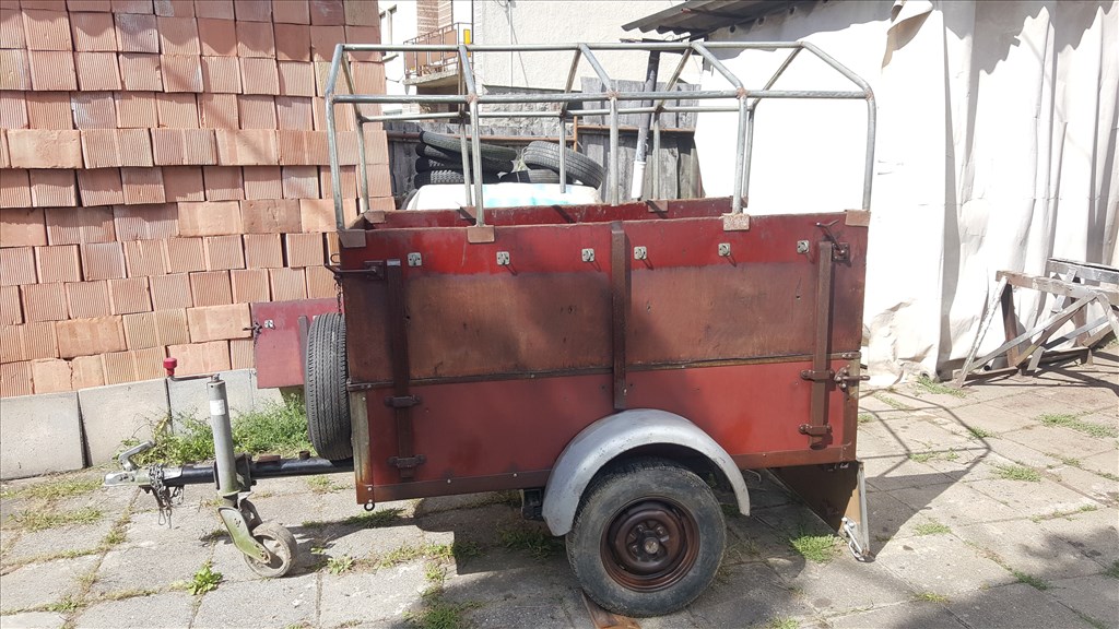 Westfalia 600kg-os gyári utánfutó okmányok nélkül eladó 16. kép