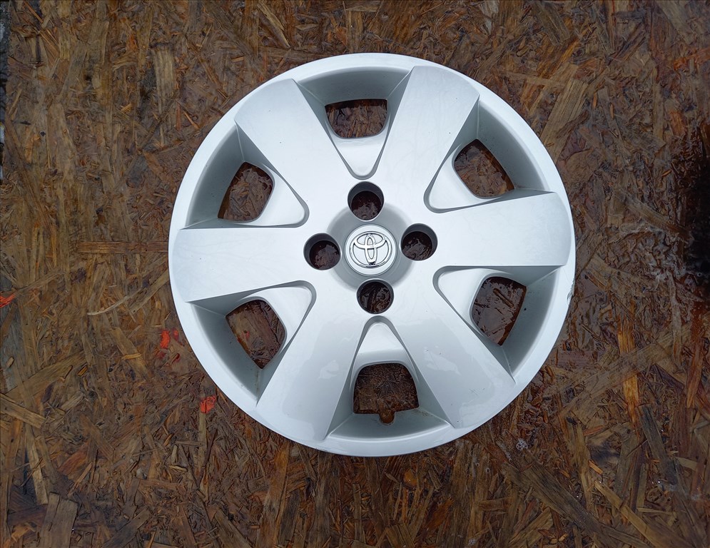 Toyota corolla gyári disztárcsa 15coll e12 e13 1. kép