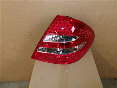 MERCEDES-BENZ E-OSZTÁLY A211 Limuzin jobb hátsó lámpa 2002-2006