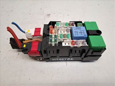 Citroen DS5 bal első biztosítéktábla utastér 9665492680