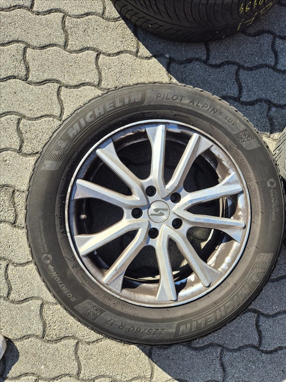4x Silverline 17x7 ET42 - 5x114.3 alufelni + Michelin Pilot Alpin Téligumi DOT2021  2. kép