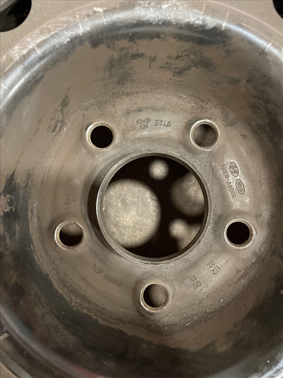  4x114.3 lyukosztású 6JJ 15" használt (gyári felni) lemezfelni 4. kép
