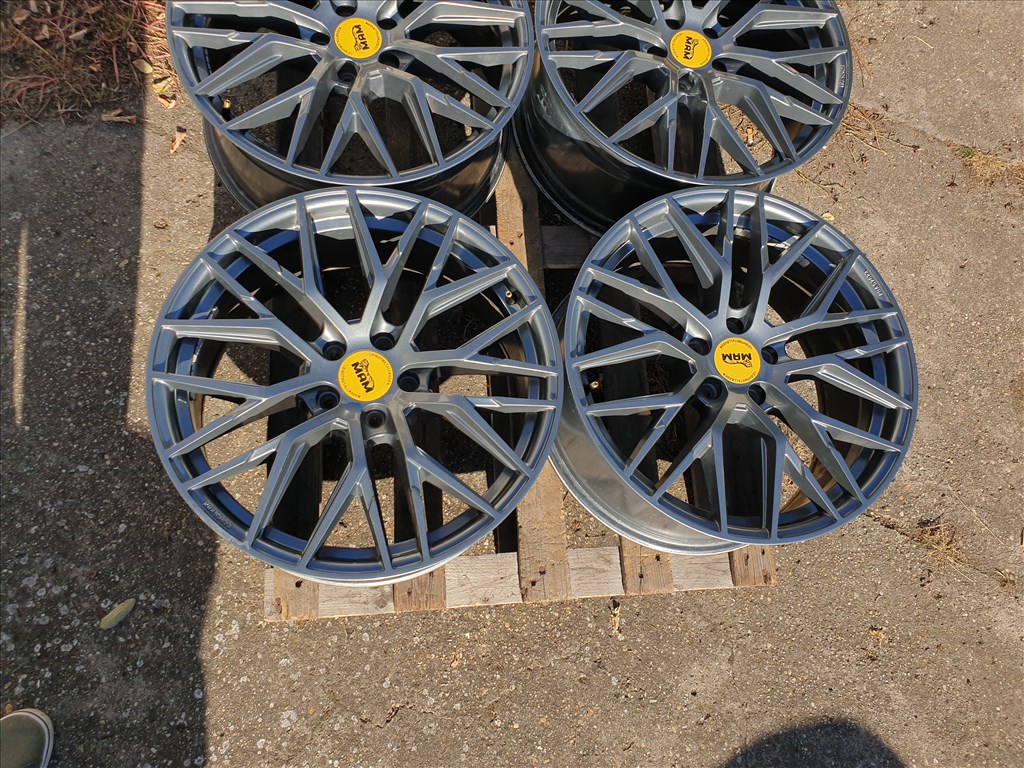 19" 5x112 MAM RS4 2. kép