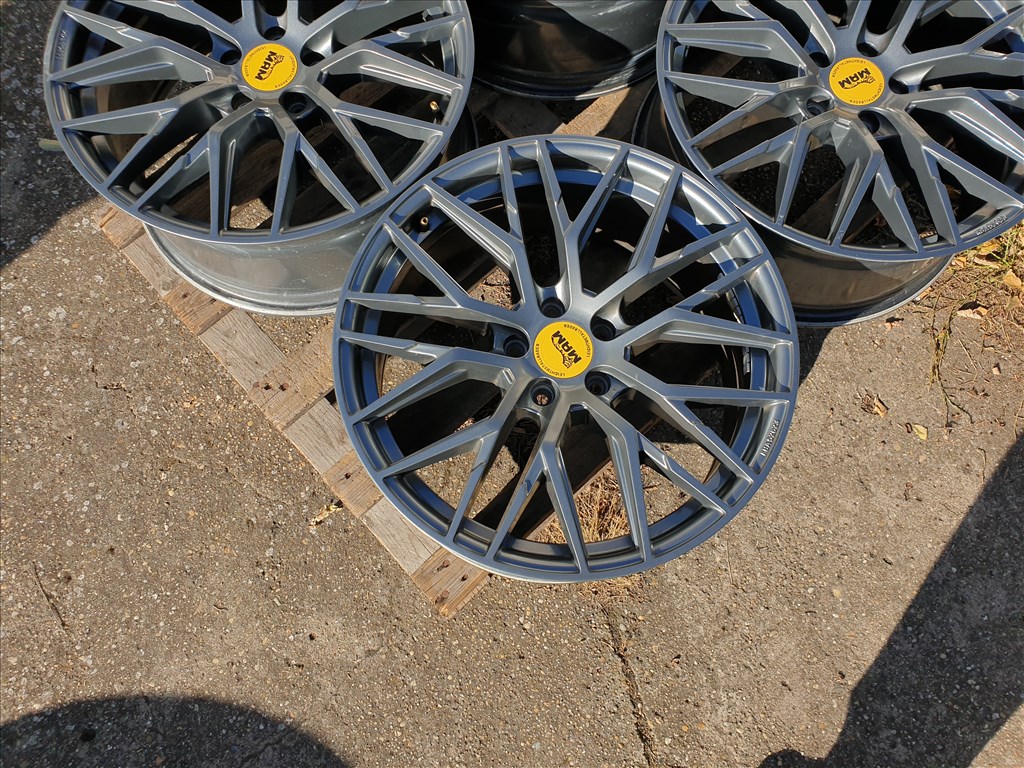 19" 5x112 MAM RS4 4. kép