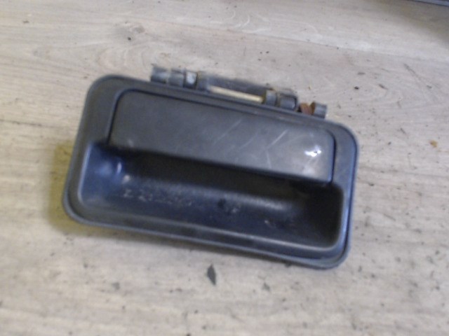 SUZUKI SWIFT 96-05 Bal hátsó külső kilincs 1. kép