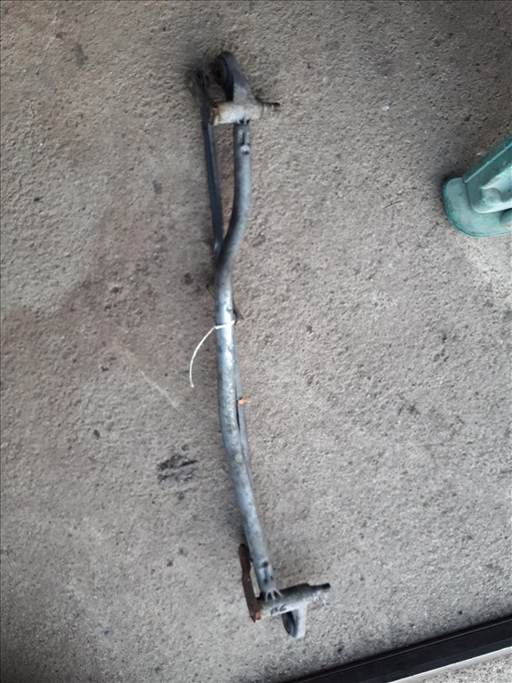 Audi A4 (B6) Első ablaktörlő mechanika 8E1 955 023 A 8e1955023a 1. kép