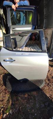 Nissan Leaf II Jobb hátsó ajtó 