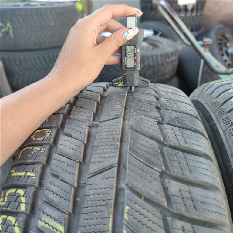 255/70 R16 Toyo téli gumi 88000ft a 4db/45/ 1. kép