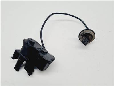 Volkswagen Golf VII tankajtó nyitó motor (27377) 5c6810773h