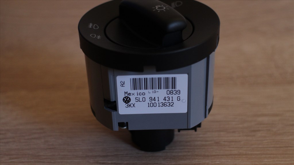 VW Skoda Seat világításkapcsoló (zöld fényű) 5l0941431g 2. kép