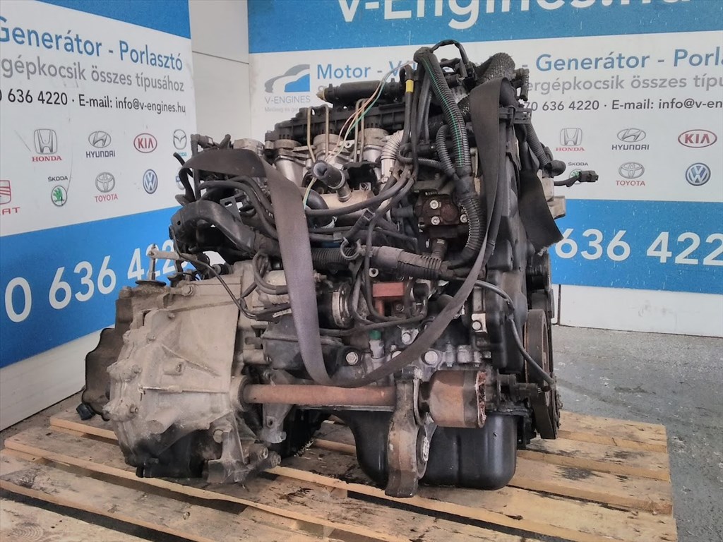 1,6HDI PSA 9H01 komplett bontott motor  2. kép