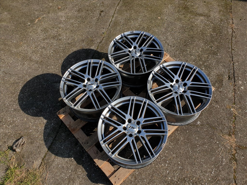 18" 5x112 AEZ 1. kép
