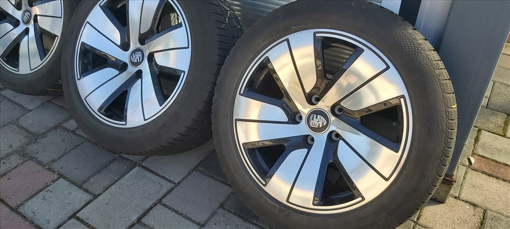  Porsche Taycan Panamera  AERO S 19" alufelni, télikerék 7. kép