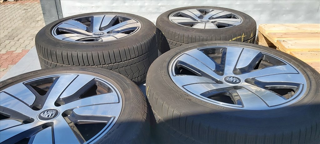  Porsche Taycan Panamera  AERO S 19" alufelni, télikerék 9. kép