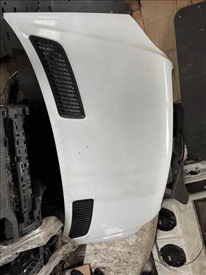 Mercedes Sprinter II Motorháztető,jobb bal sárvédő 