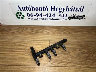 Fiat Punto II 1,2 injektorhíd  3219018301