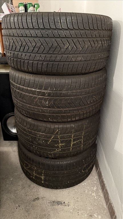  305/40 R20" használt Pirelli téli gumi 6DB! 1. kép
