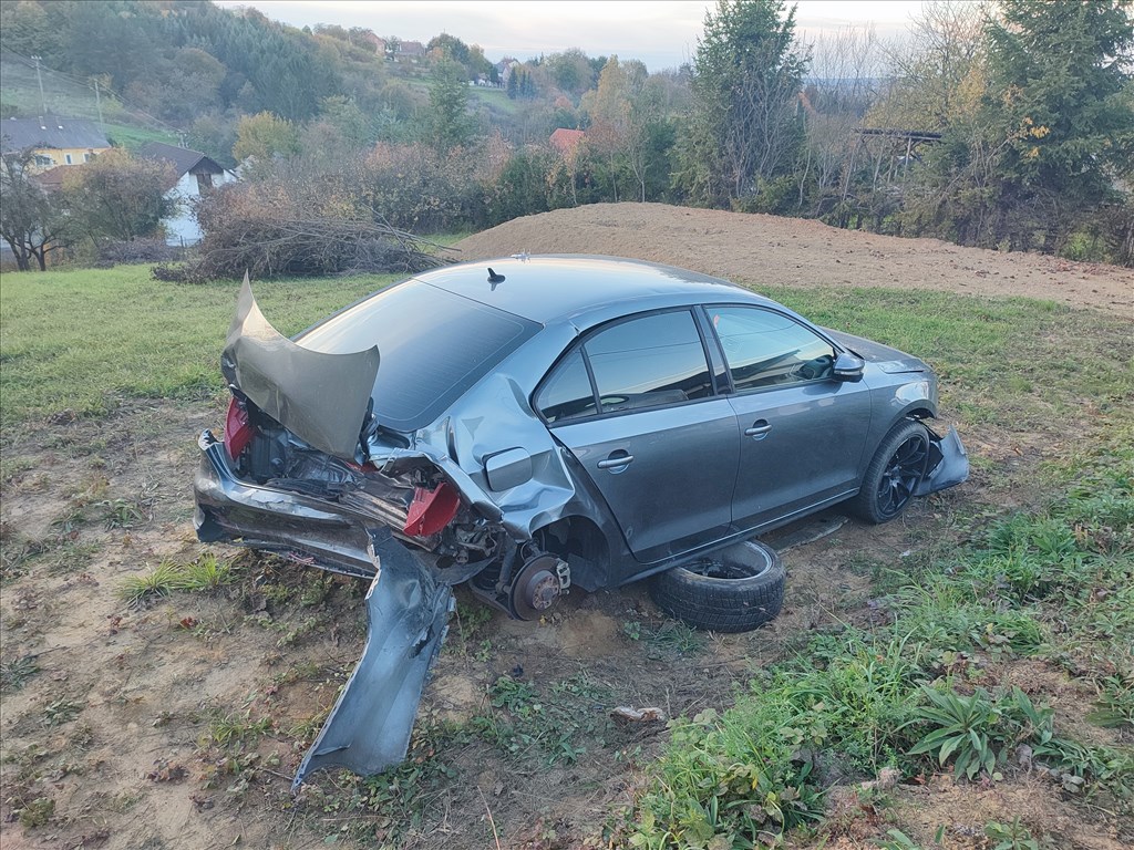 Eladó Volkswagen Jetta 1.6 TDI (1598 cm³, 105 PS) (A6 Typ 1B) 4. kép