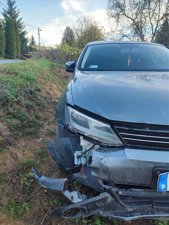 Eladó Volkswagen Jetta 1.6 TDI (1598 cm³, 105 PS) (A6 Typ 1B) 7. kép