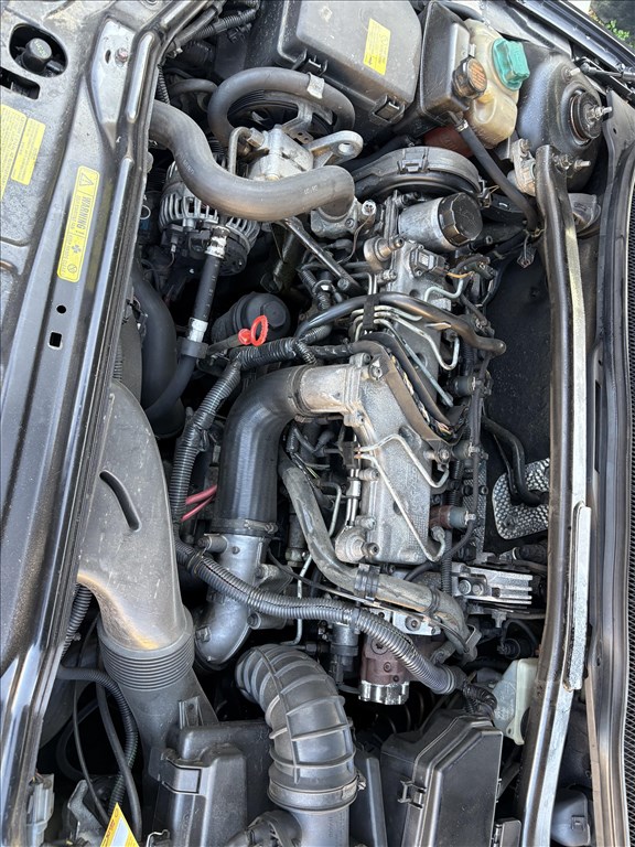 Volvo S60 2.4D 2.4d d5 komplett motor D5244T 1. kép