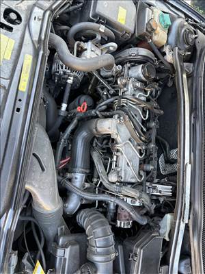 Volvo S60 2.4D 2.4d d5 komplett motor D5244T
