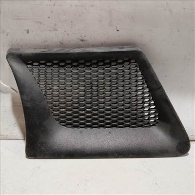 133506 Alfa Romeo GT 2003-2010 jobb első felső díszrács, a képen látható sérüléssel 71736454