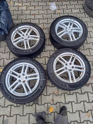 Audi Q4 Etron 5x112-as 8x19" újszerű Dezent alufelni, rajta 235/55 használt Michelin téli gumi sxx2