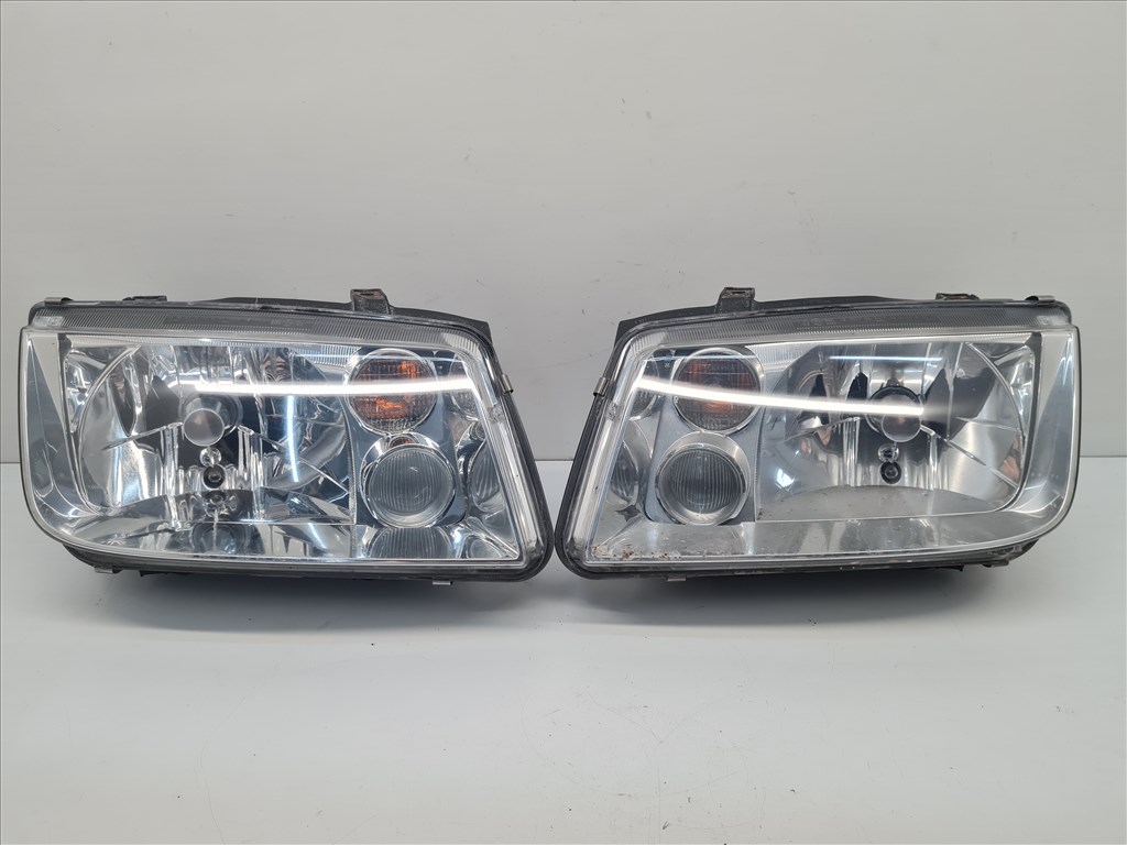 Volkswagen Bora fényszóró pár (27087) 1. kép