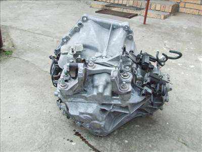 Mazda 3 (BM) 2.2 dizel skyactiv váltó kézi 6 OS D6040