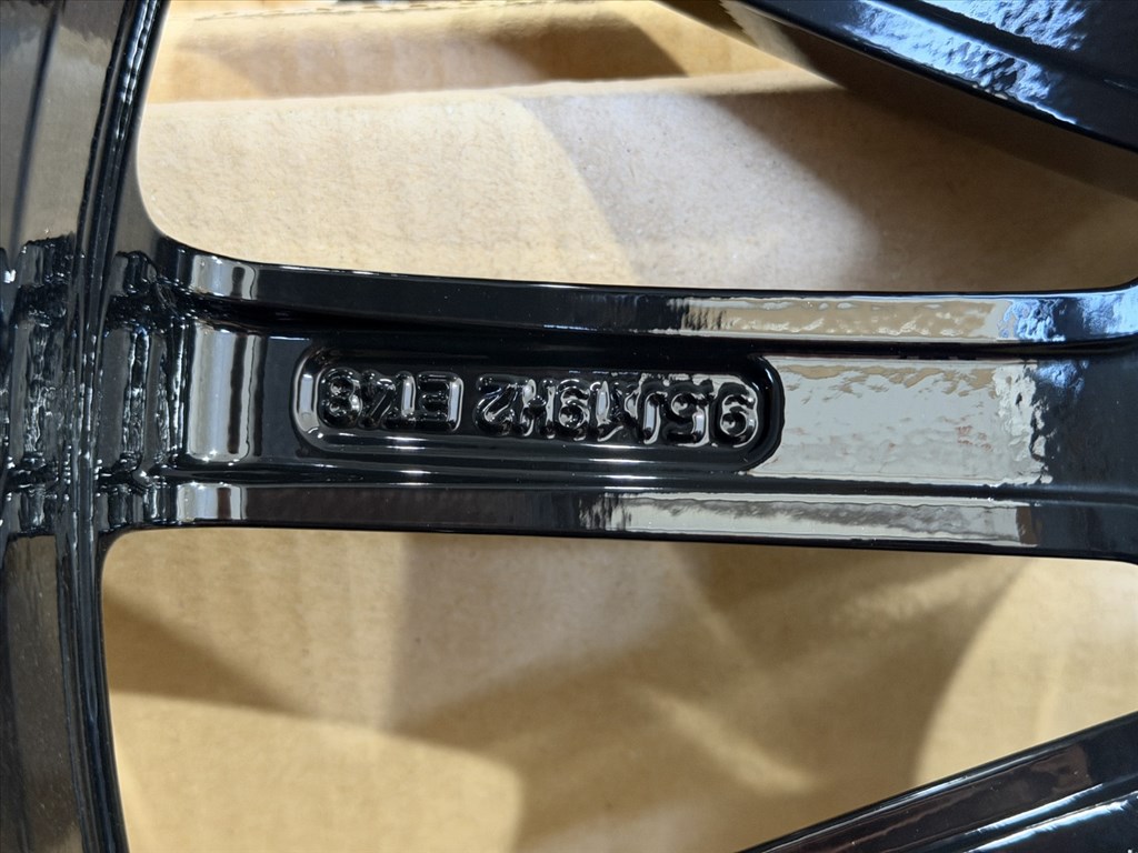 R19 Original mercedes 9.5J ET48 - A218 401 1200 / A2184011200  2db alufelni felni 5. kép