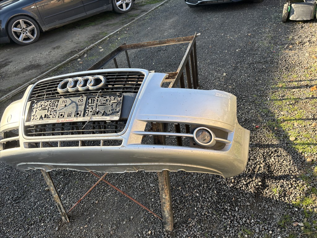 Audi A4 (B6/B7) Első lökhárító  1. kép