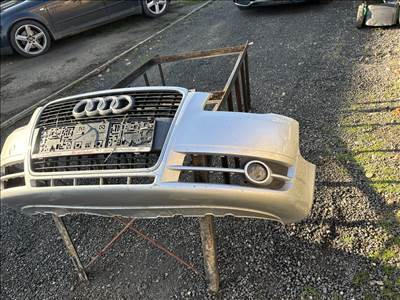 Audi A4 (B6/B7) Első lökhárító 