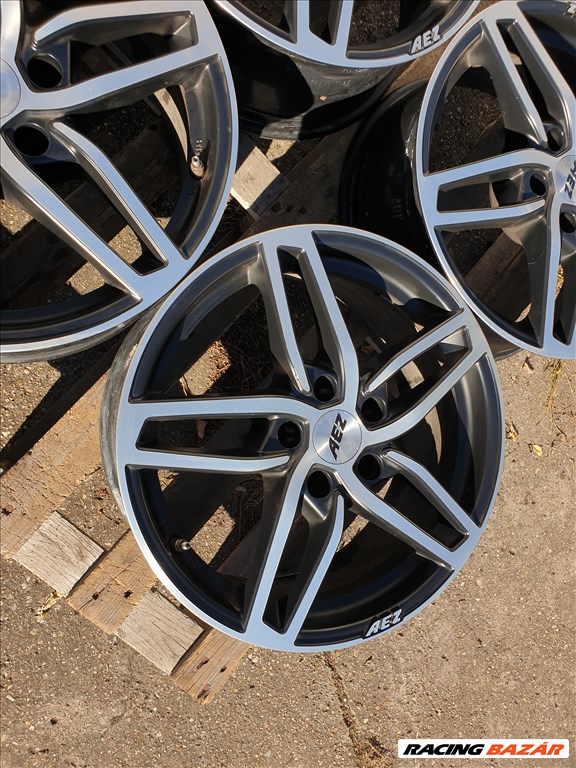 17" 5x112 AEZ 3. kép
