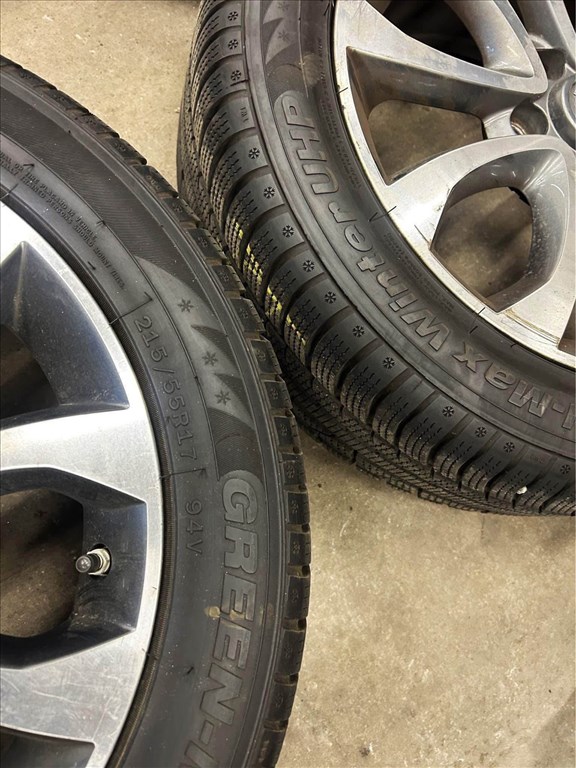  5x114.3 GYARI NISSAN JUKE 17”téli R17, 17 TPMS  10. kép