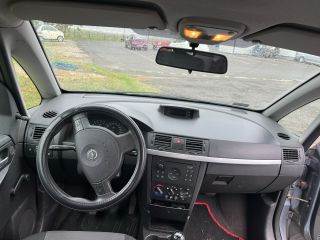 OPEL MERIVA Motorháztető Nyitó Kar / Gomb