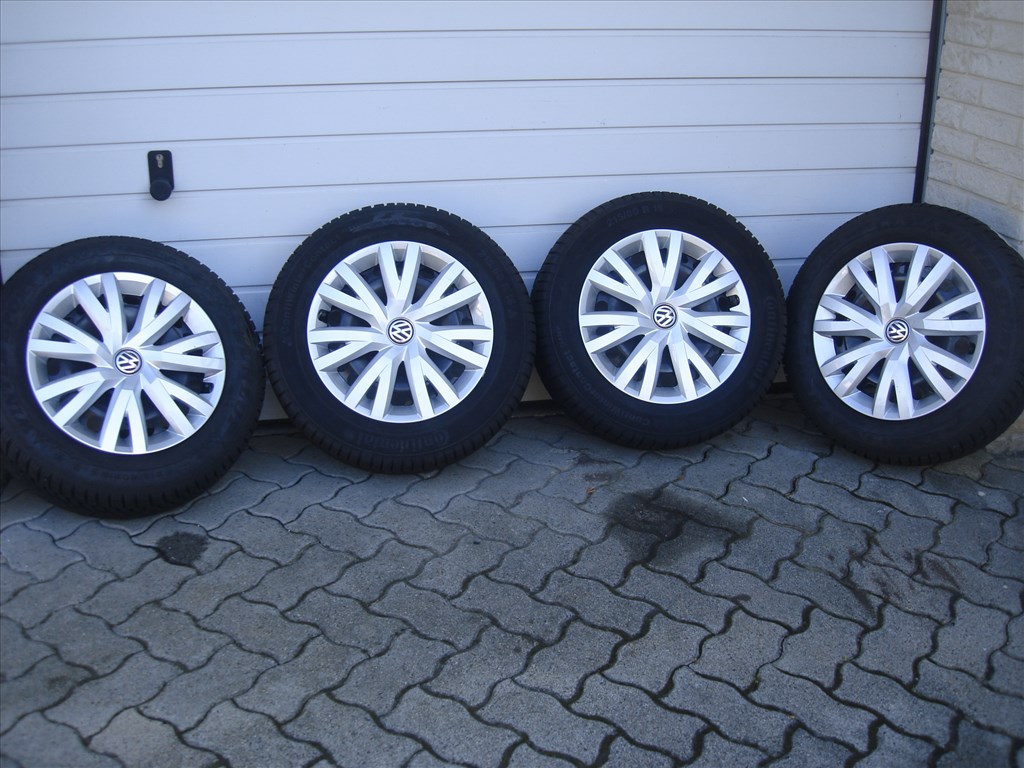 VW Passat B8 Gyári 16-os Téli Garnitúra 1. kép