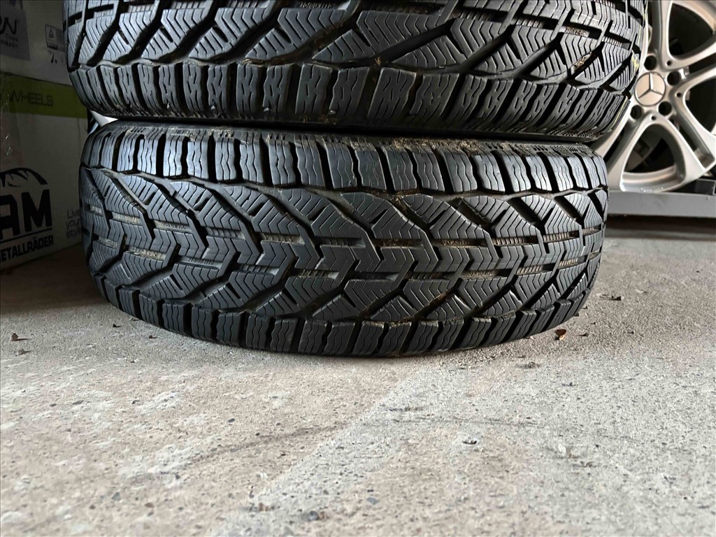 215/60 r16 Taurus dot2421 téligumi 4db eladó 215/60r16 garnitúra 4. kép