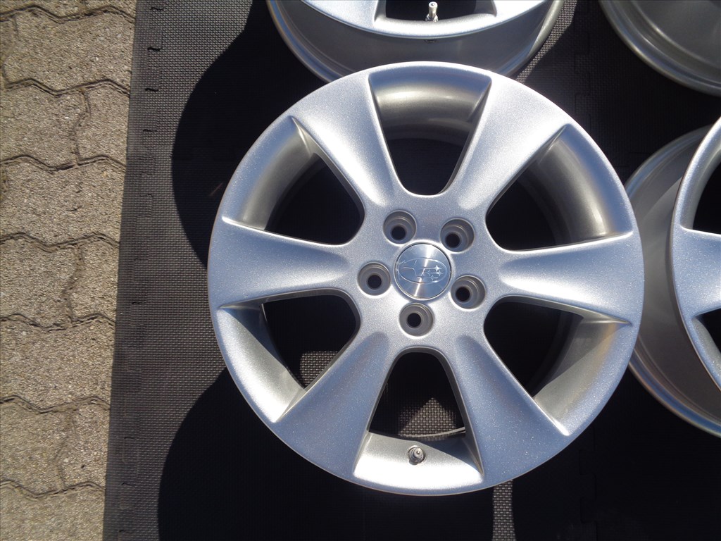 Új Subaru gyári alufelni 16-os, 5×100-as osztóval, eladó. 3. kép
