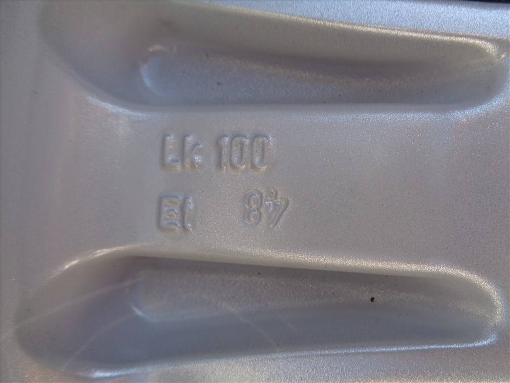 Új Subaru gyári alufelni 16-os, 5×100-as osztóval, eladó. 10. kép