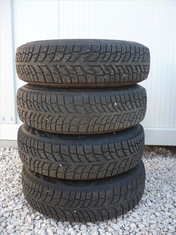  Opel Corsa C felni téligumival  2. kép