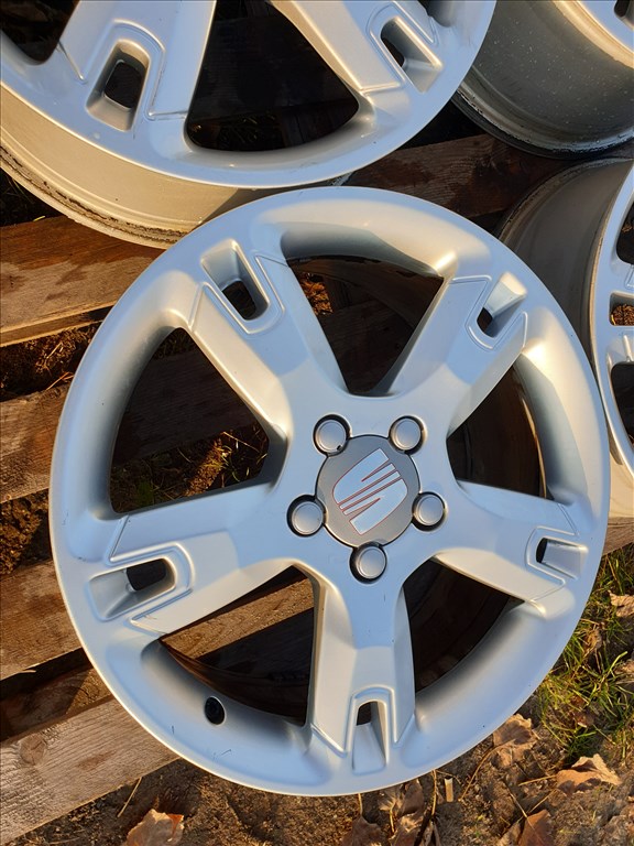 17" 5x112 Seat Leon 4. kép