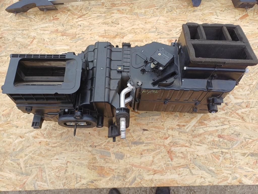 Ssangyong Kyron (2005-2014) Fűtés Box Klímás  5. kép