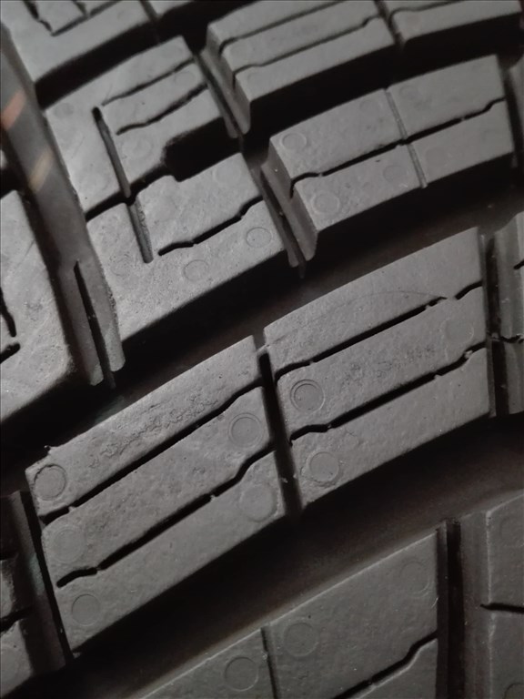 205/60R16 ÚJ Continental négyévszakos gumi garnitúra 205/60 r16 3. kép