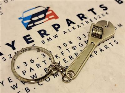 Állítható villáskulcs - szerszám kulcstartó kulcs tartó