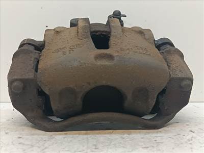 KIA CEED Jobb első Féknyereg Munkahengerrel