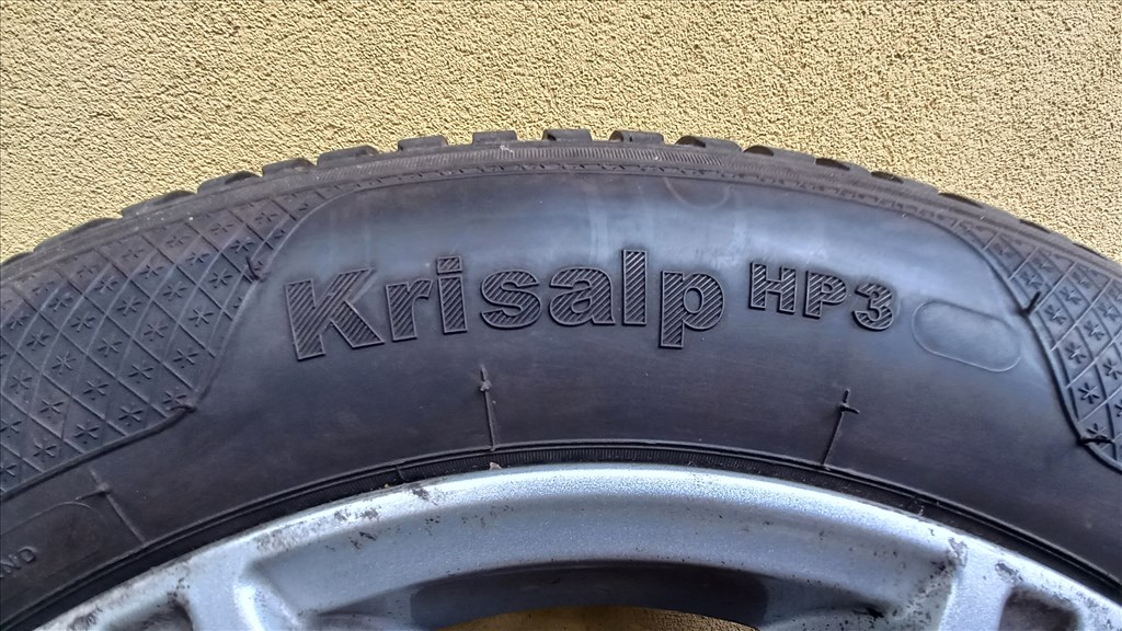  5x112 lyukosztású 16"  Aluett alufelni, rajta újszerű Kleber téli gumi 215/60 R16 3. kép